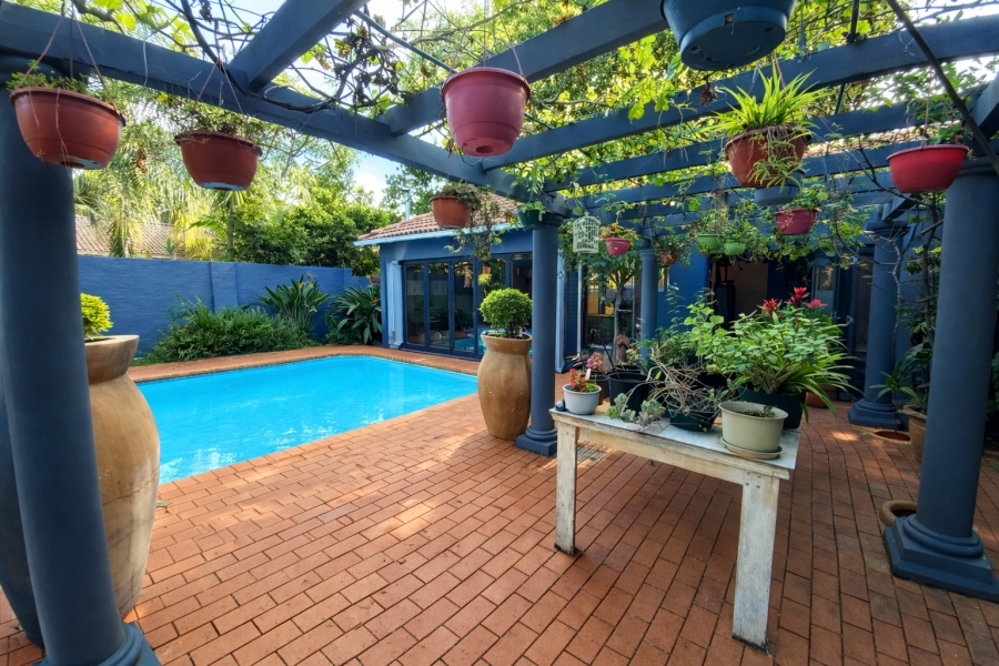 3 Bedroom Property for Sale in Safari Gardens North West